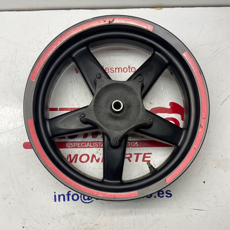 Llanta delantera PIAGGIO X7 125 INYECCION