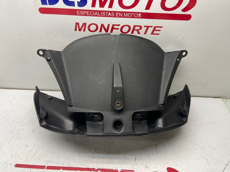 Tapa frontal interior PIAGGIO X7 125 INYECCION