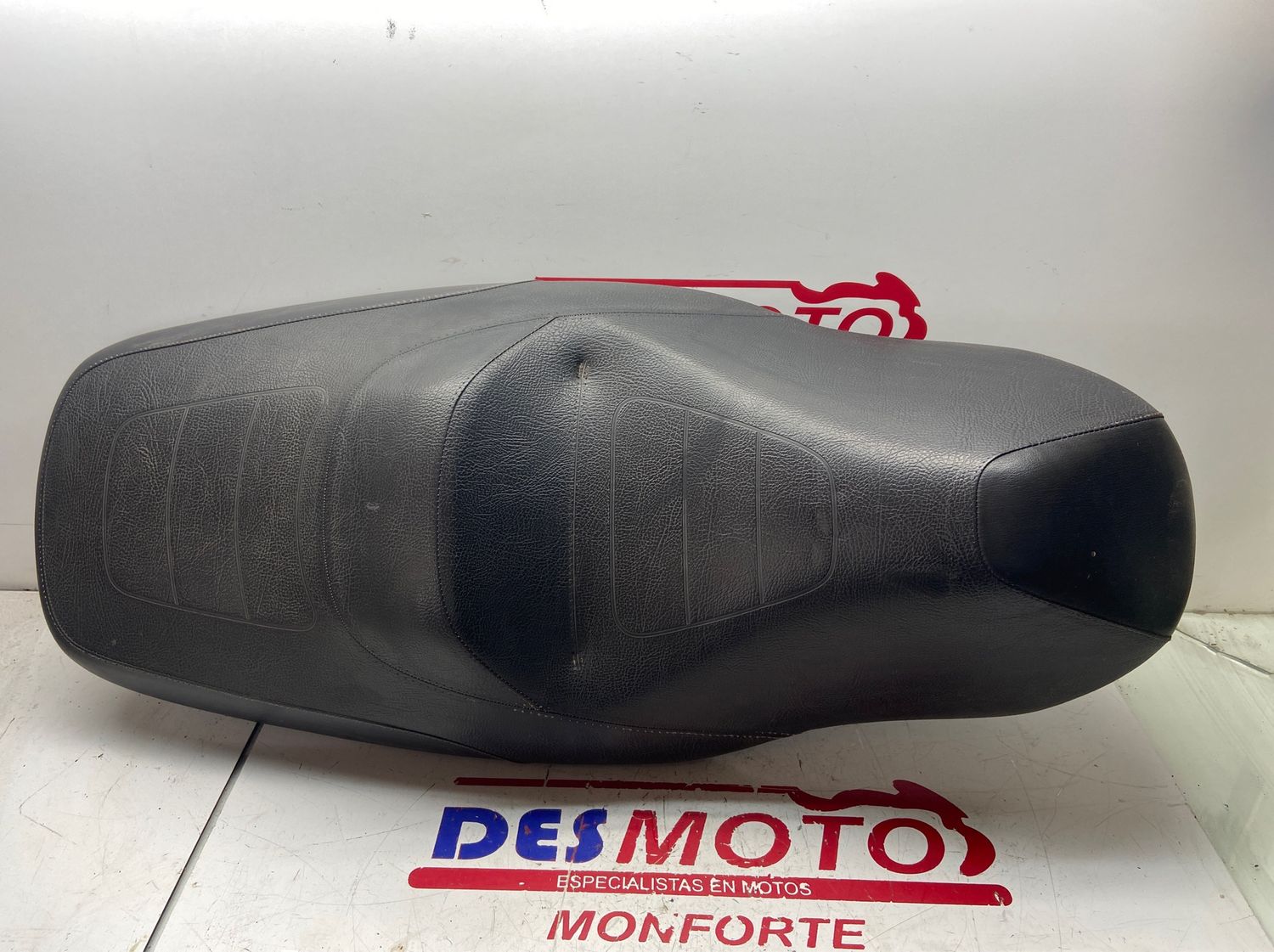 Asiento PIAGGIO X7