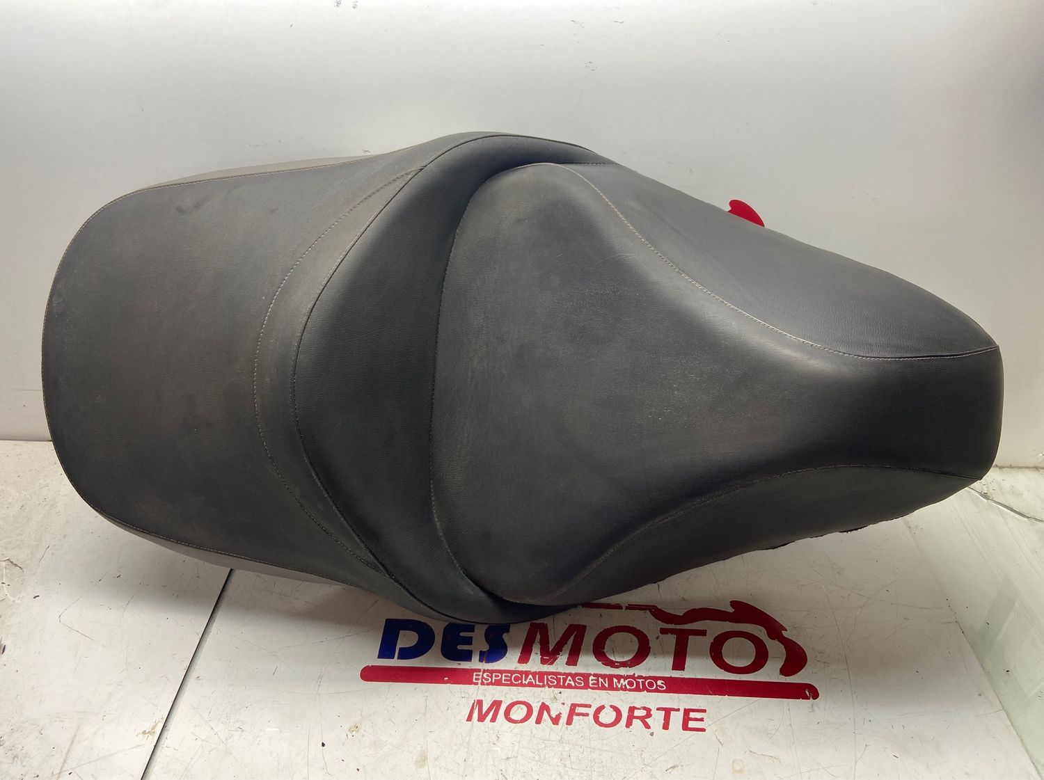 Asiento APRILIA ARRECIFE 500