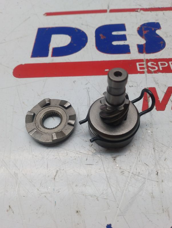 Piñón desplazable y estrella HONDA LEAD 100 nuevo 