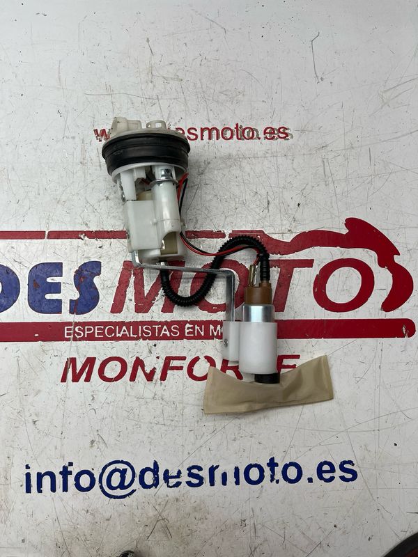 Bomba de gasolina PIAGGIO X7 125