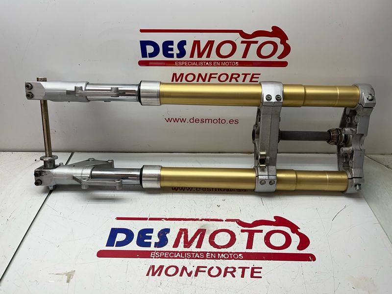 Horquilla completa HYOSUNG GT 250 CARBURACIÓN