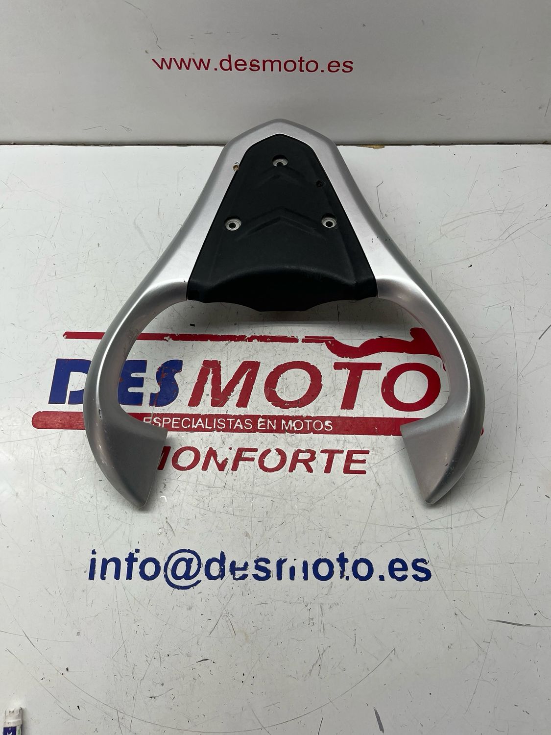 Asidero trasero PIAGGIO LIBERTY 125 2009-2011