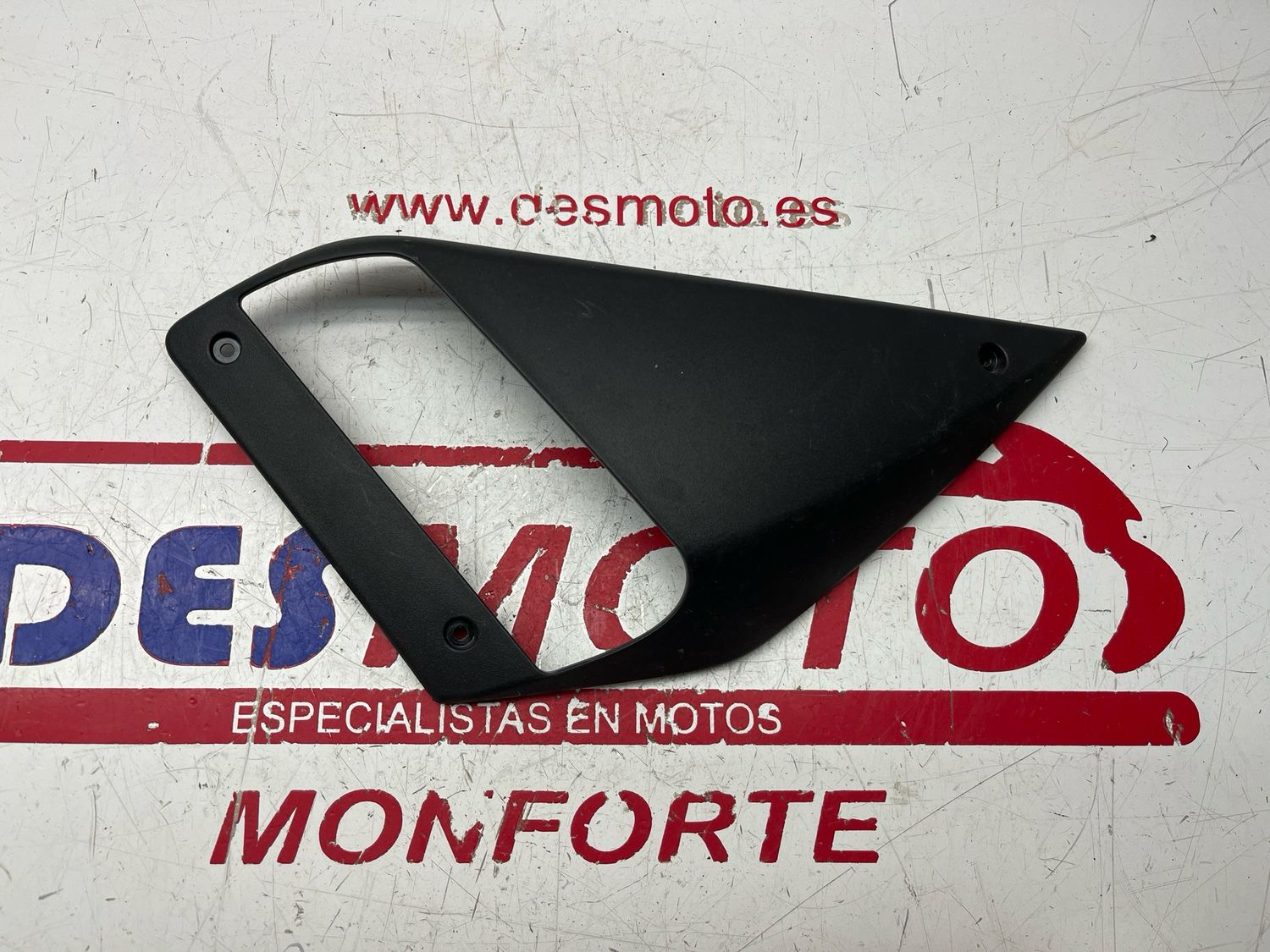 Soporte intermitente delantero izquierdo GILERA NEXUS 500 2006