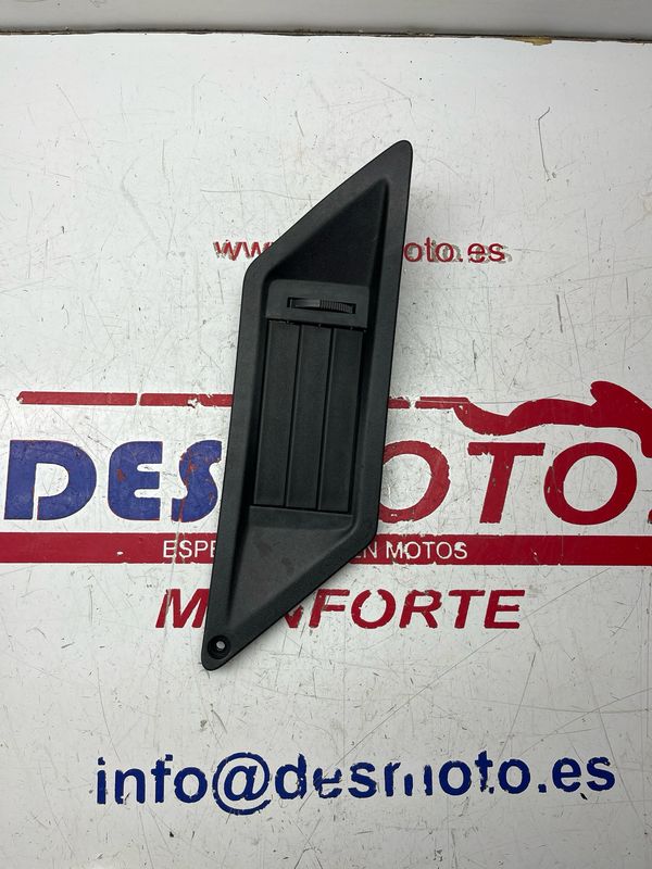Aireador izquierdo GILERA NEXUS 500 2006