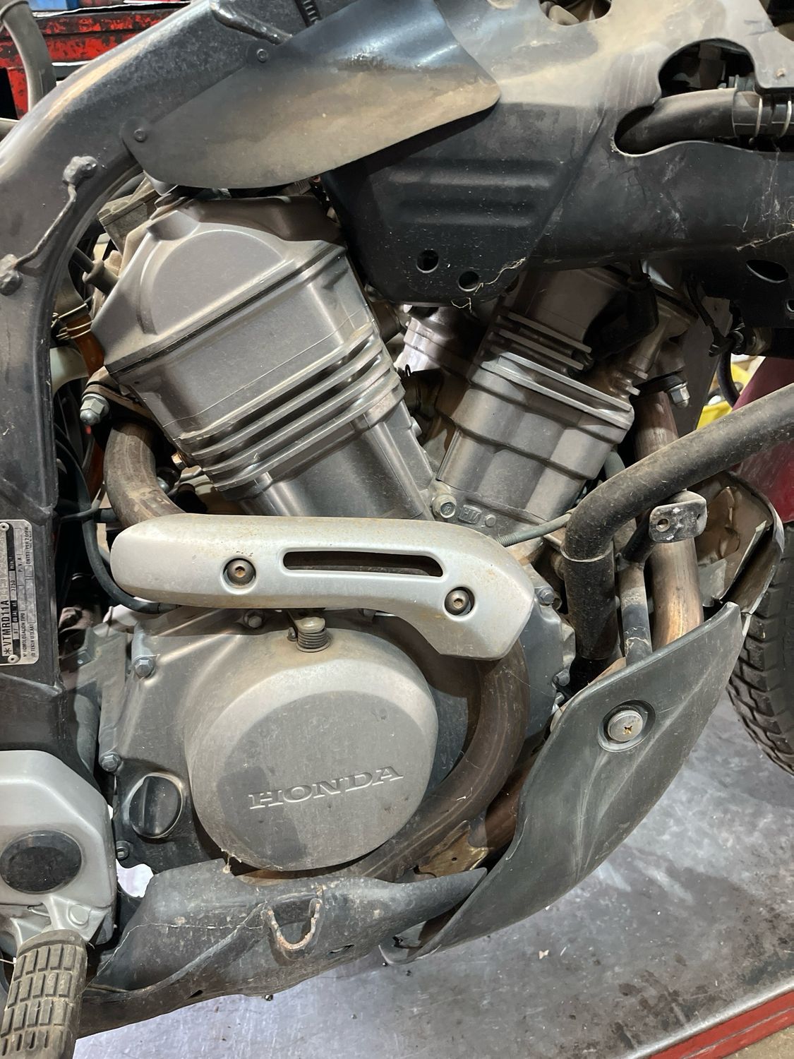 MOTOR COMPLETO HONDA TRANSALP 650 2004 (RD10E)