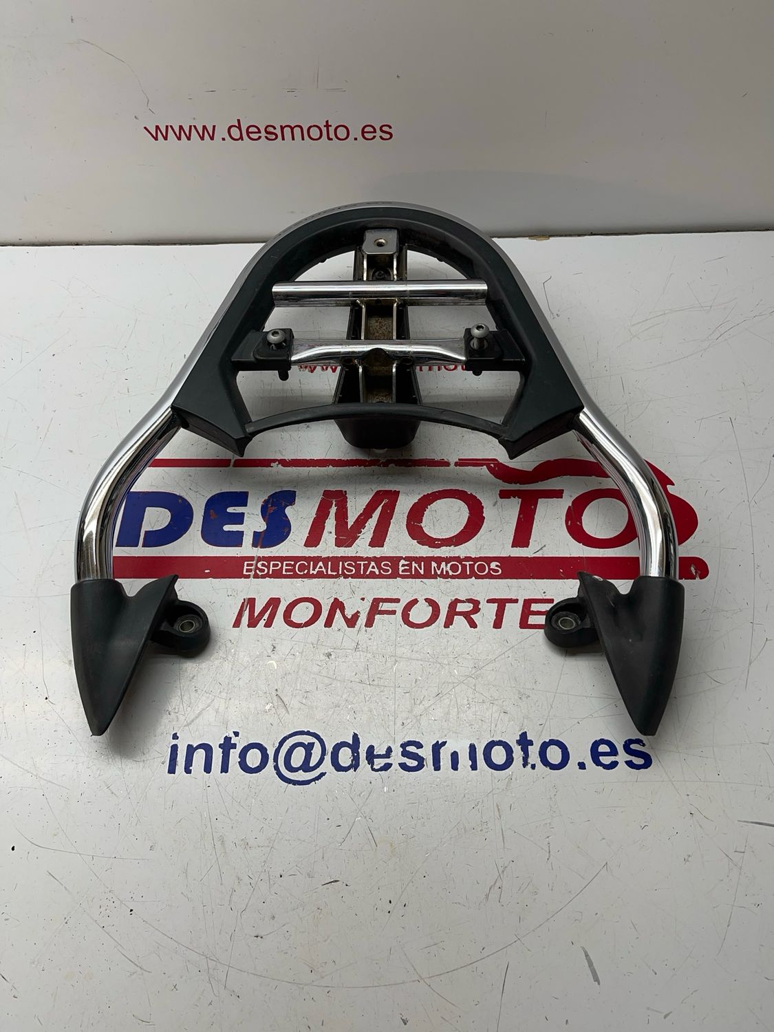Parrilla trasera PIAGGIO BEVERLY 500 2012