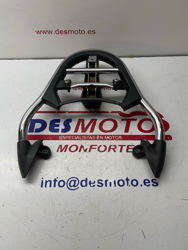 Parrilla trasera PIAGGIO BEVERLY 500 2012