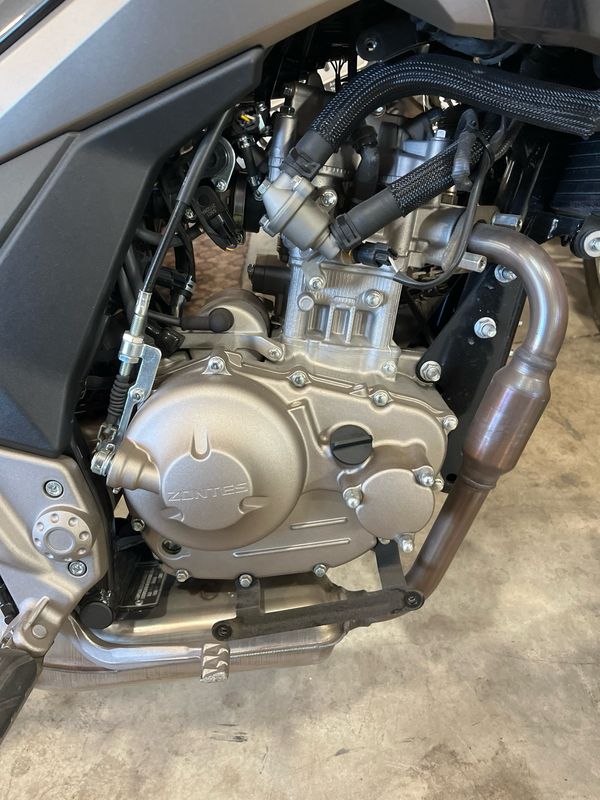 MOTOR ZONTES ZT 125 2022