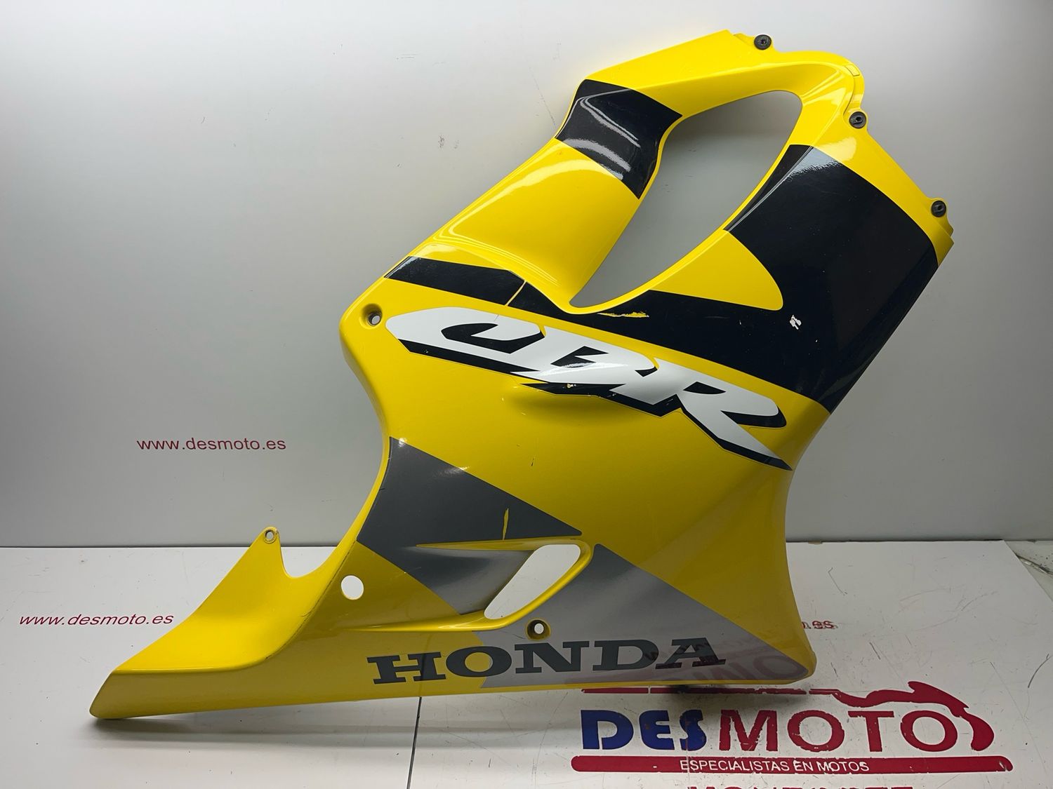 Lateral derecho HONDA CBR 600F 2002