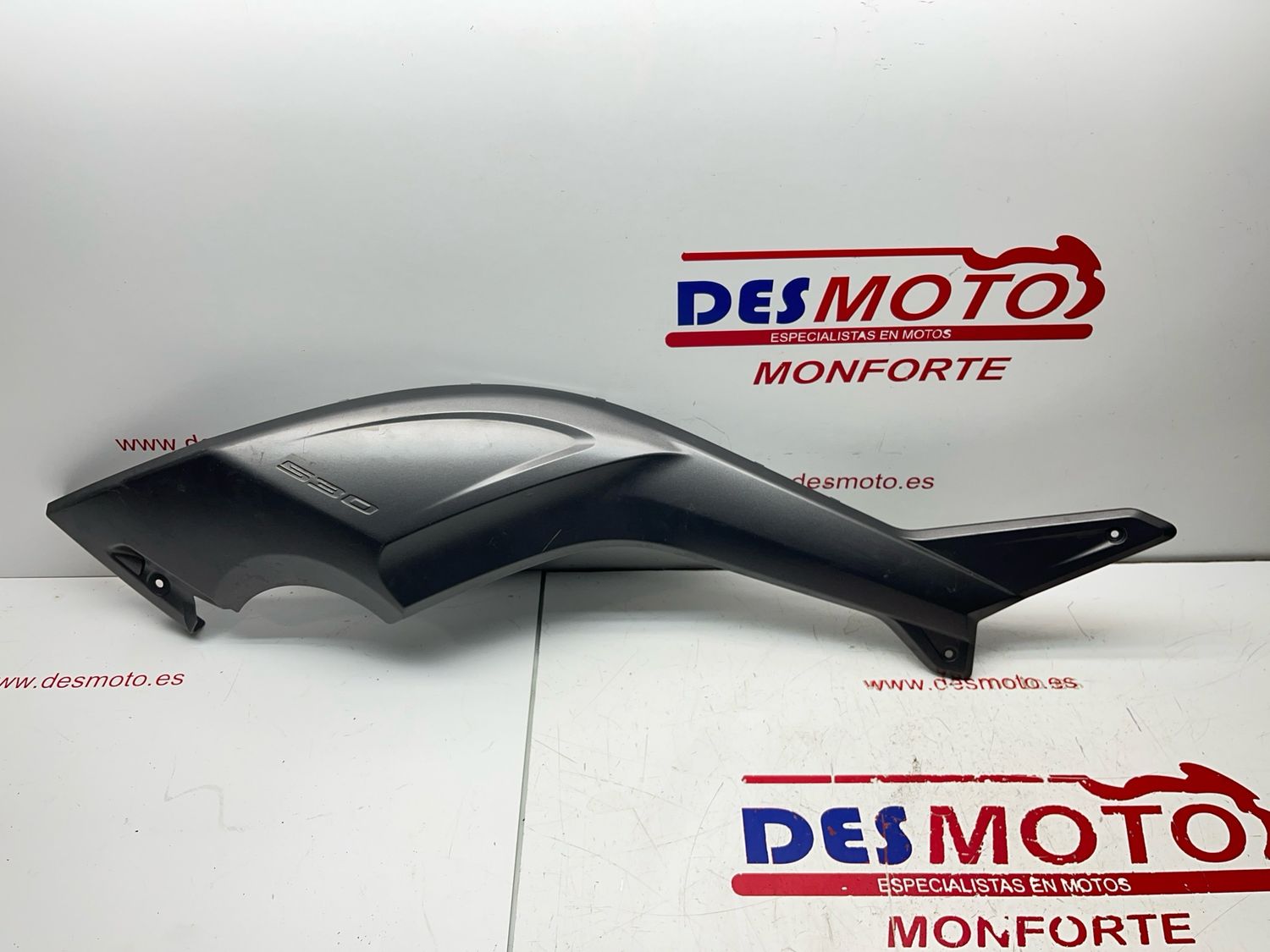 Lateral derecho YAMAHA T MAX 530 2015-2016