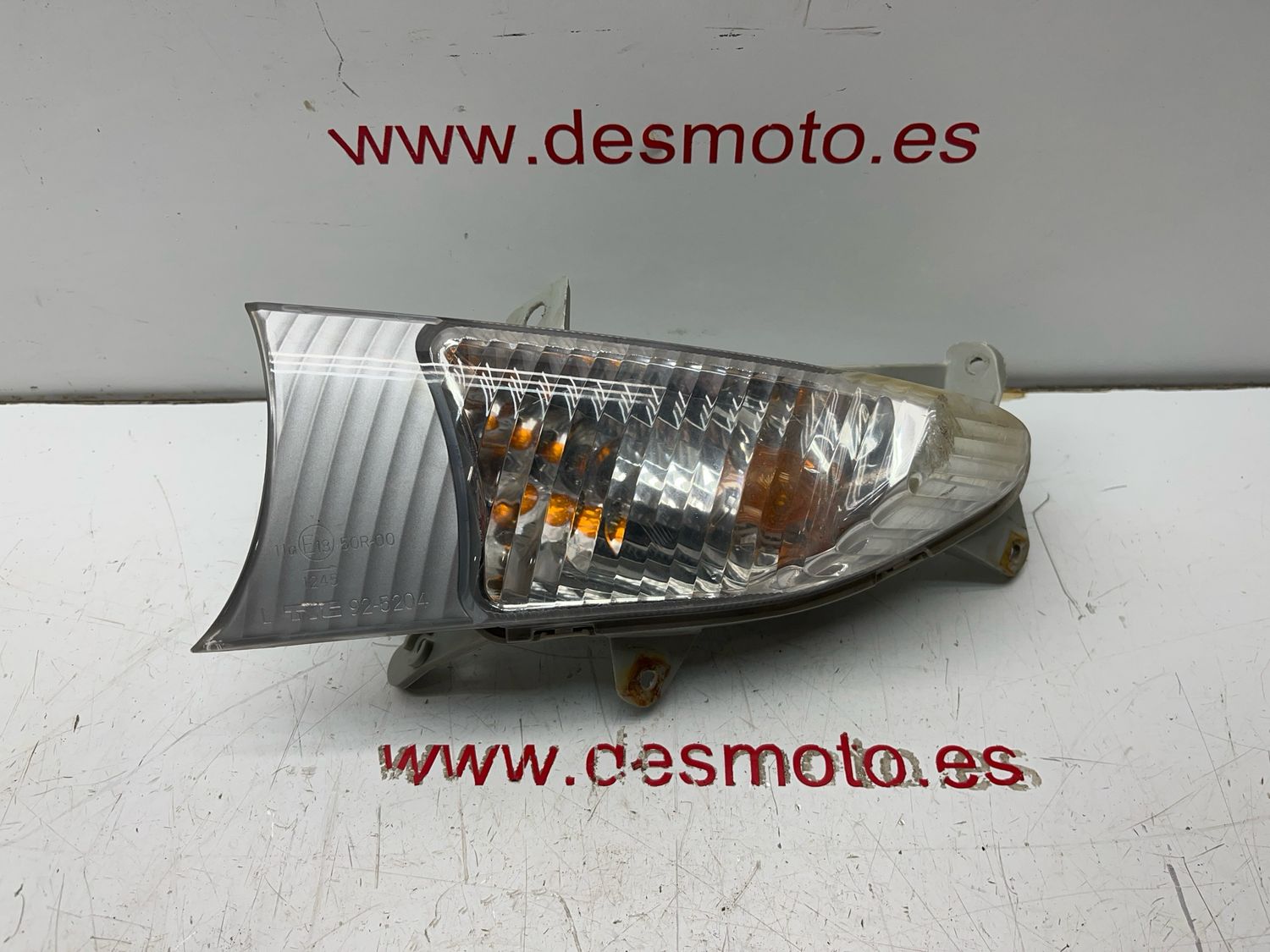 Intermitente delantero izquierdo SUZUKI BURMAN 125 2007-2010