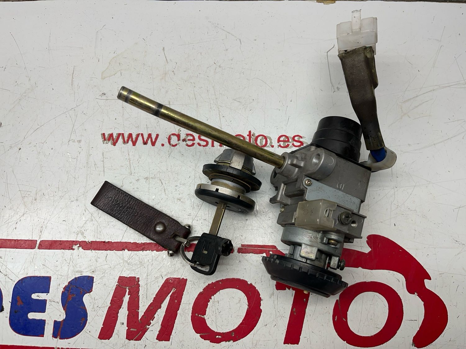 Juego de cerraduras con llave KYMCO SUPERDINK 300i (con envío urgente)