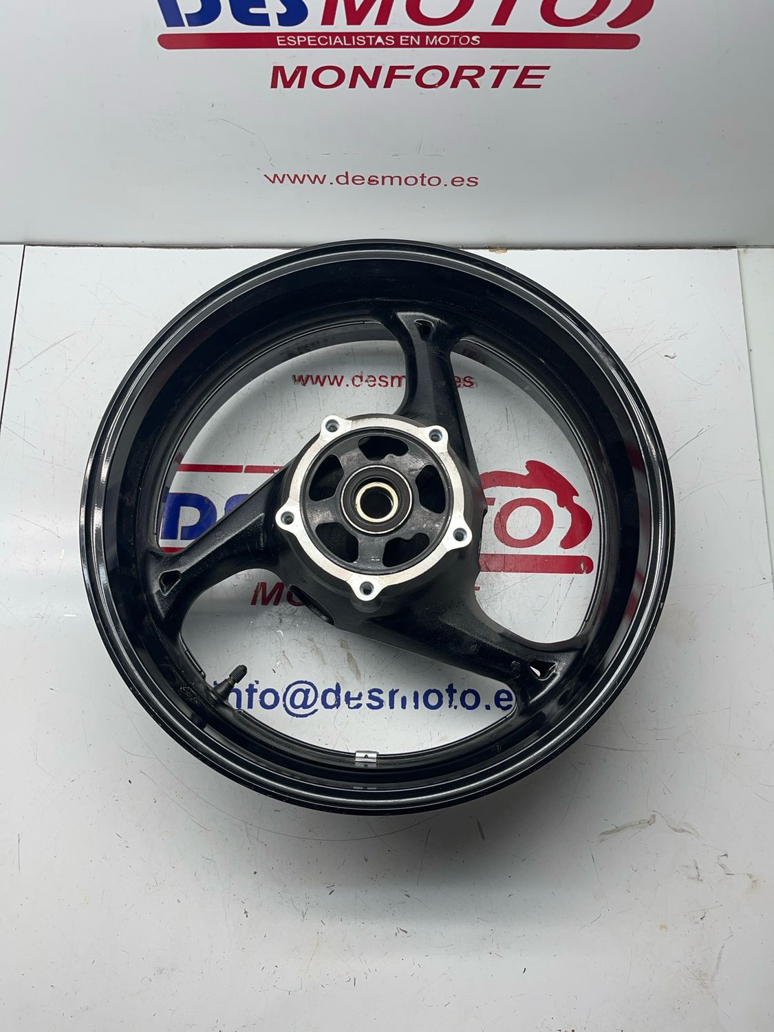 Llanta trasera SUZUKI GSR 600 2007