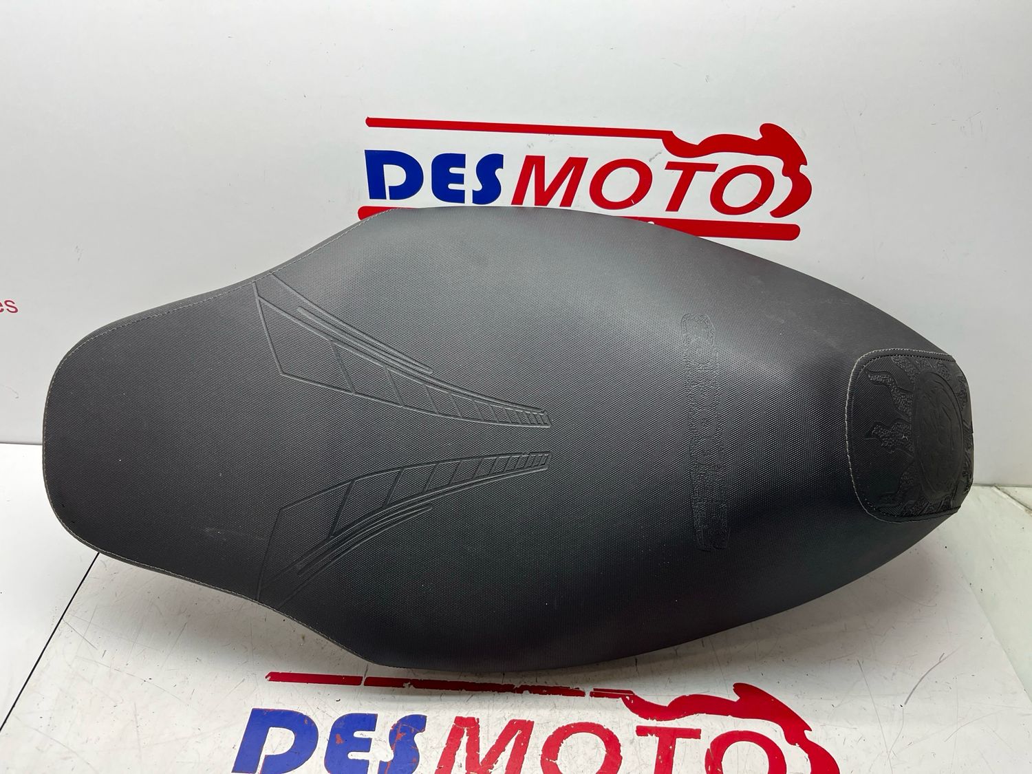 Asiento tapizado Valentino Rossi YAMAHA JOG RR 50