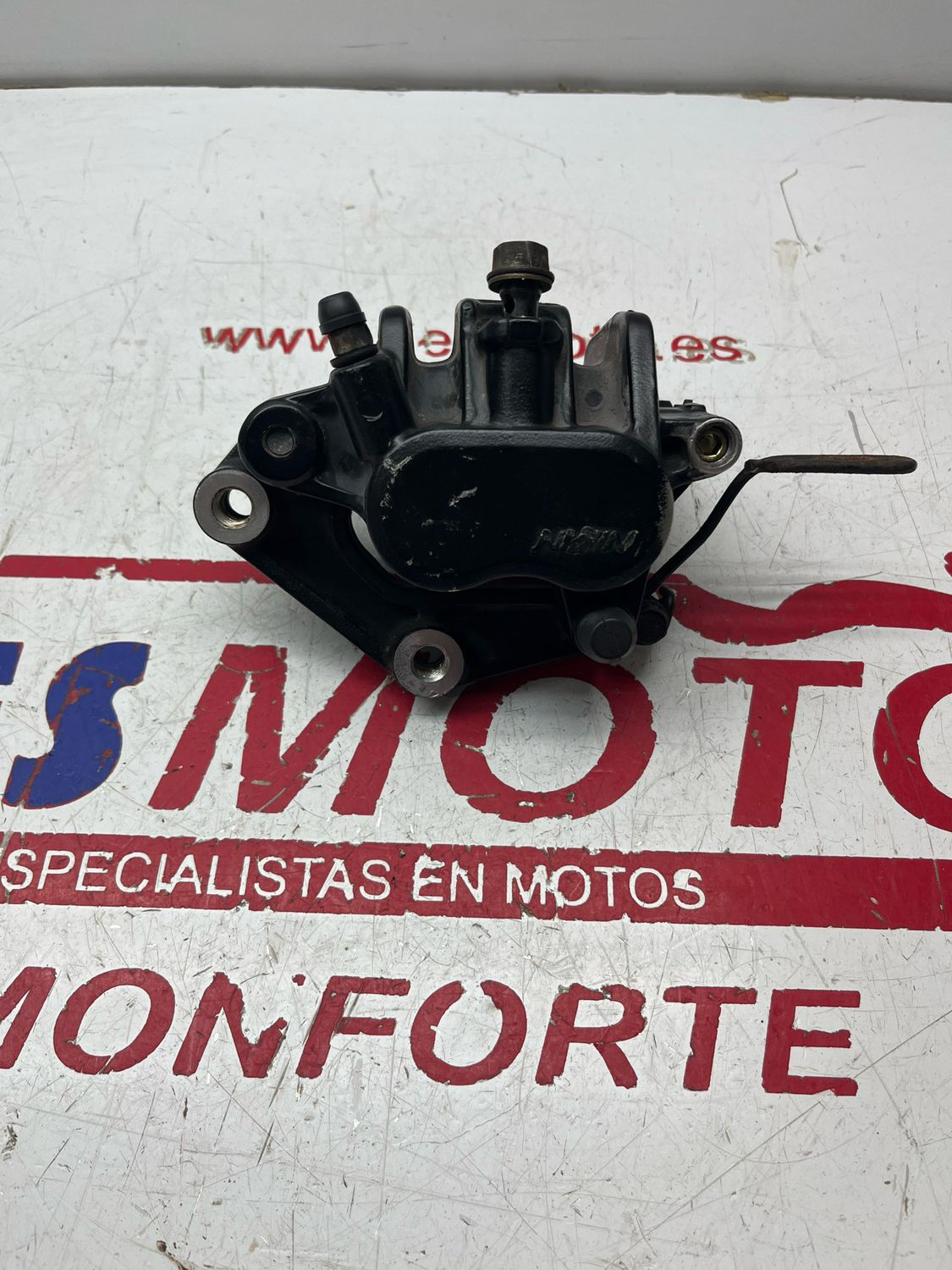 Pinza de freno delantera HONDA CB 250