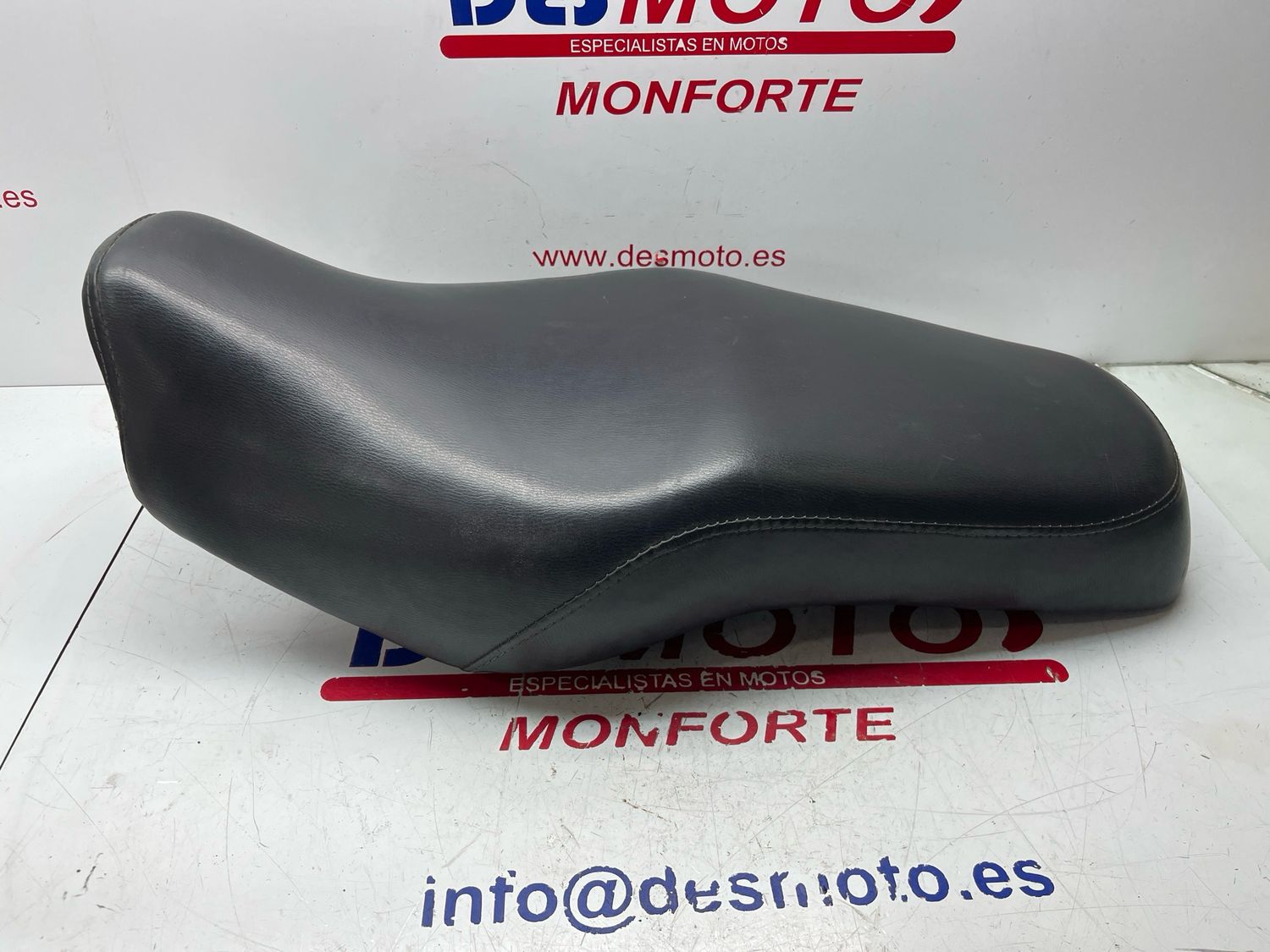 Asiento YAMAHA YBR 125 2009 custom