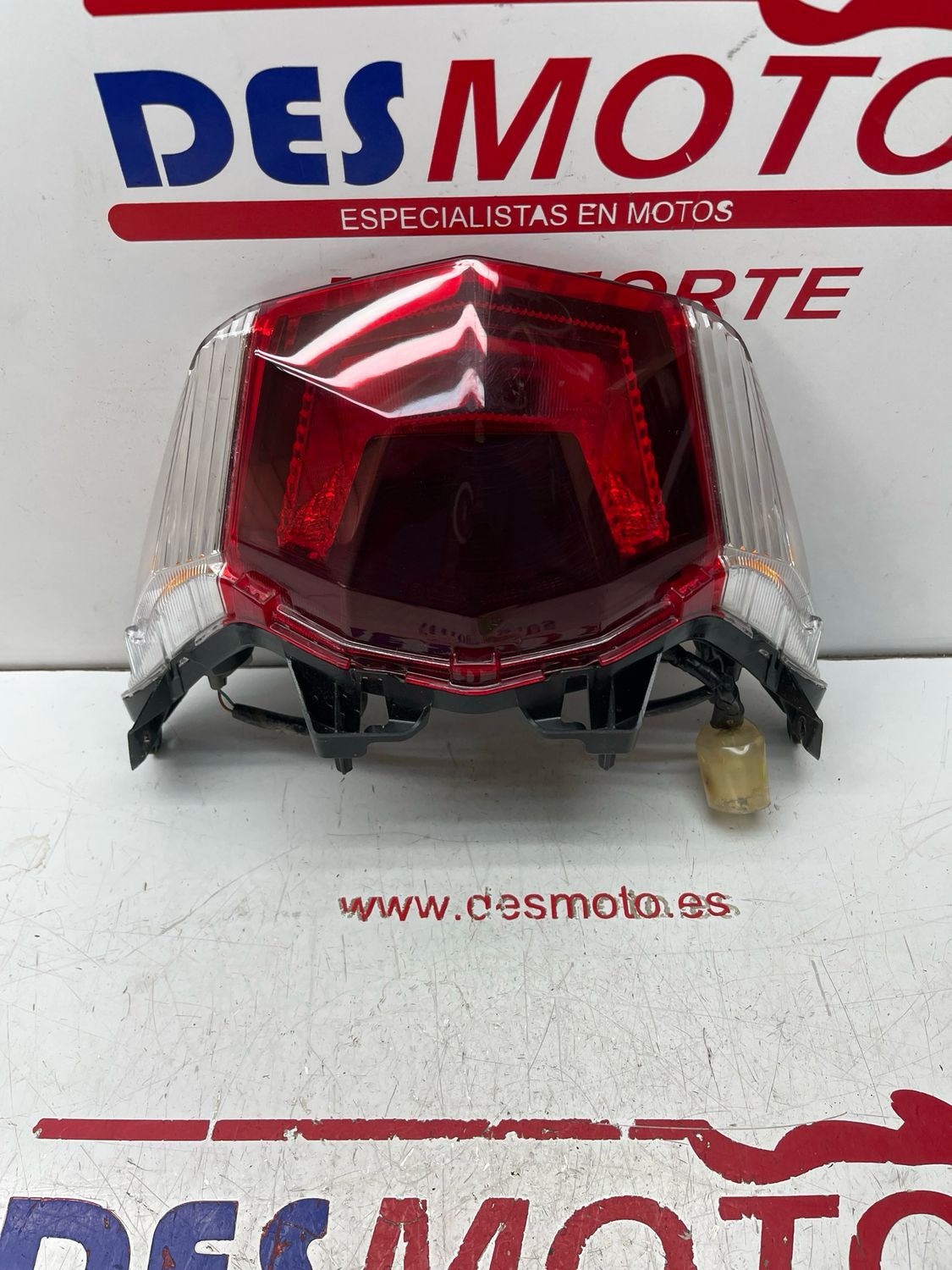 Piloto trasero HONDA FORZA 125 2017