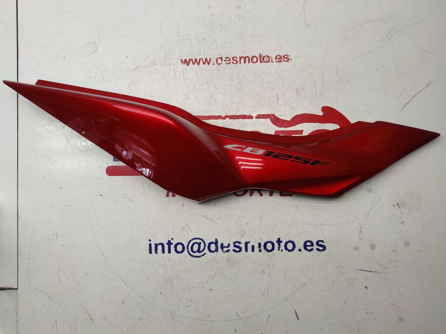Lateral trasero derecho HONDA CB125F