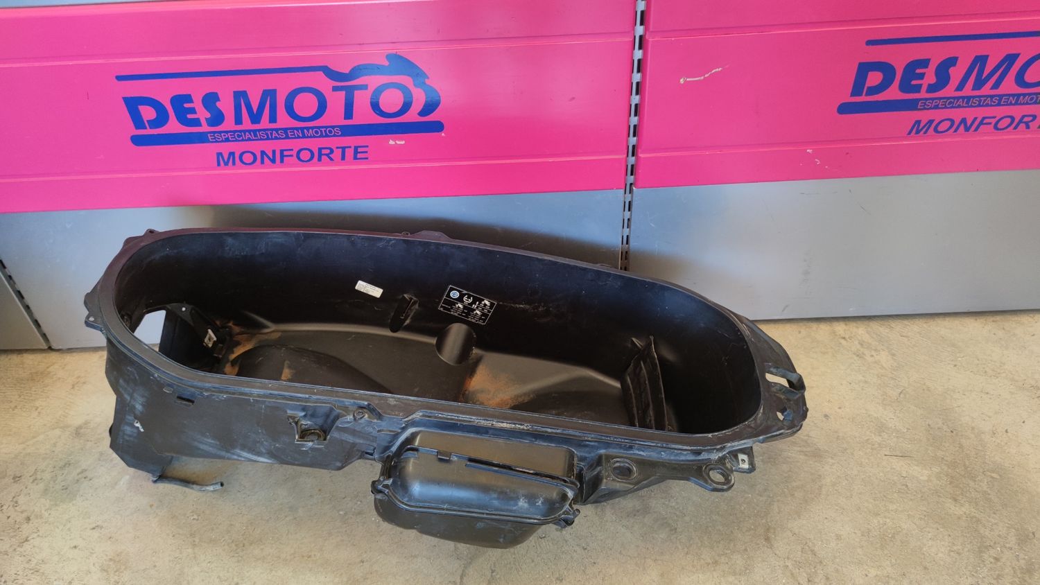 Cofre HONDA FORZA 125 2017
