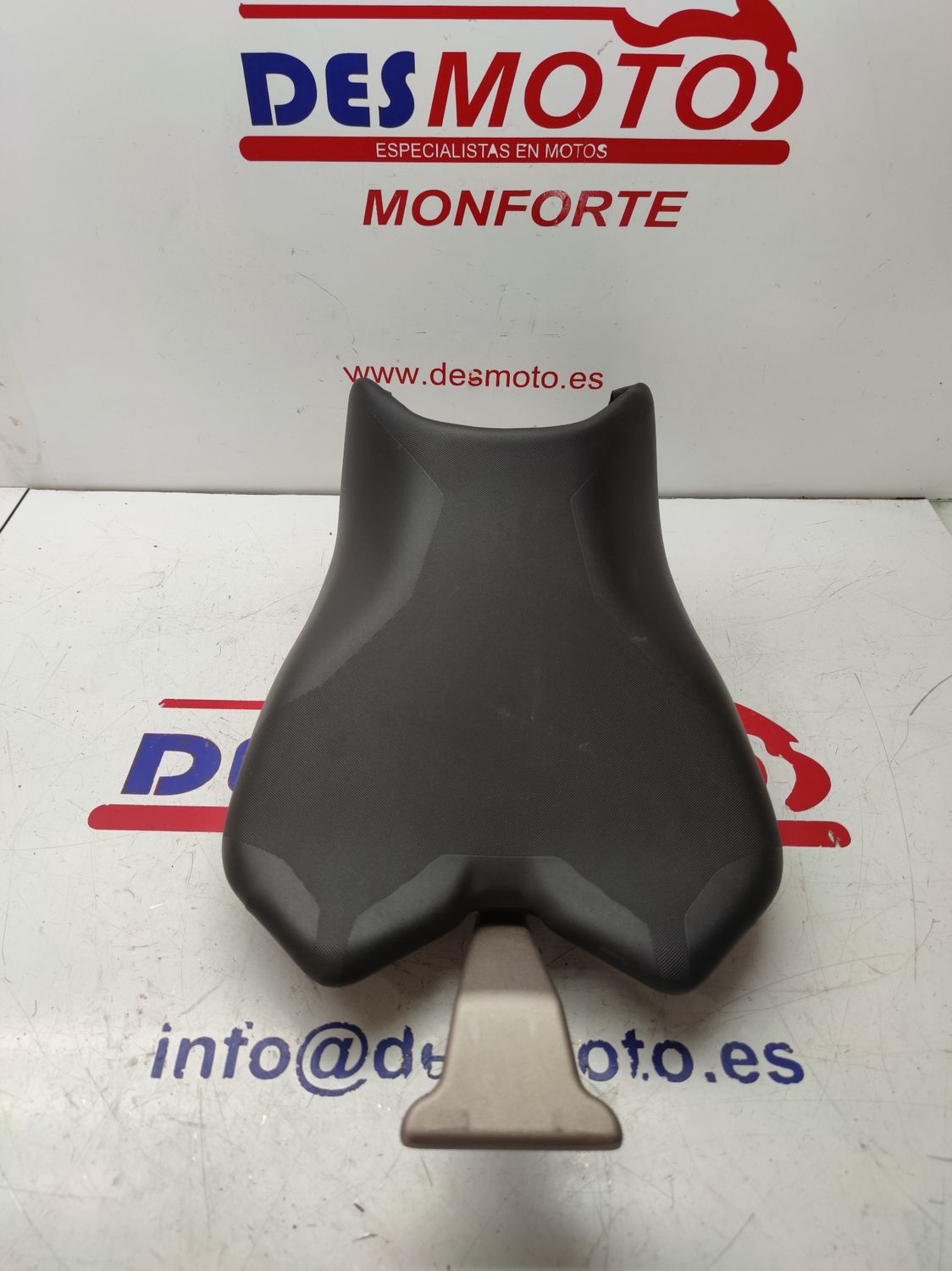 Asiento delantero ZONTES ZT 125 2022