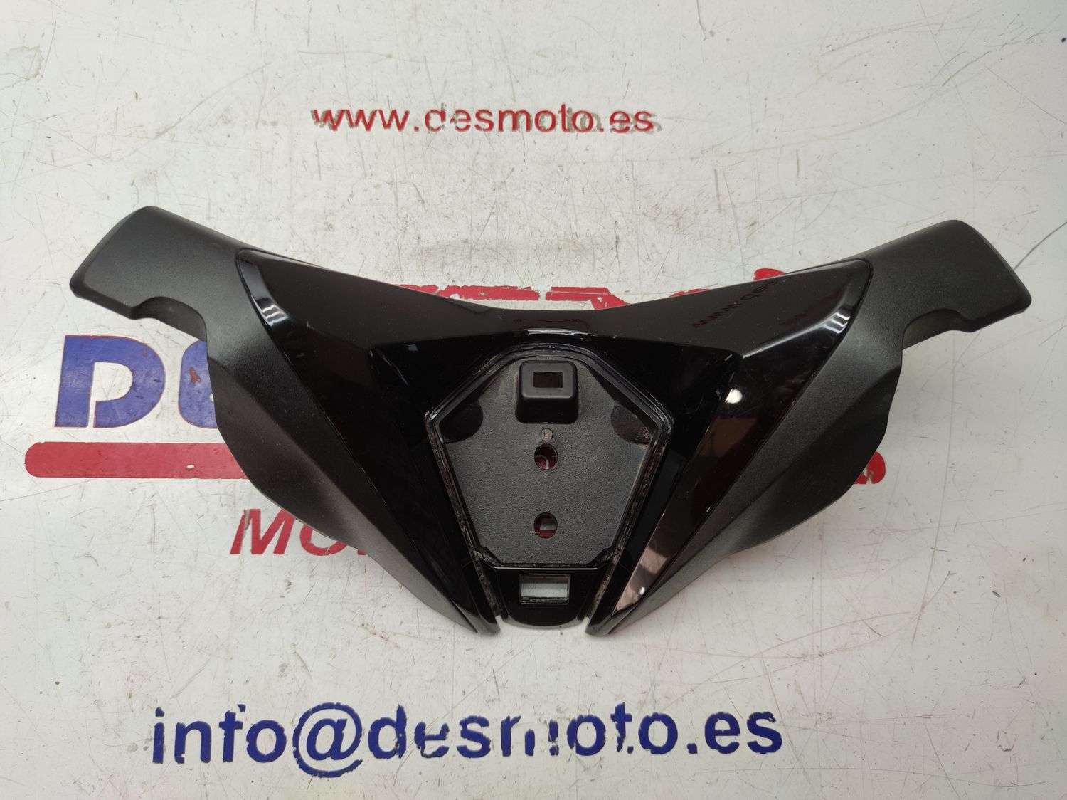 Tapa manillar superior HONDA FORZA 125 2017