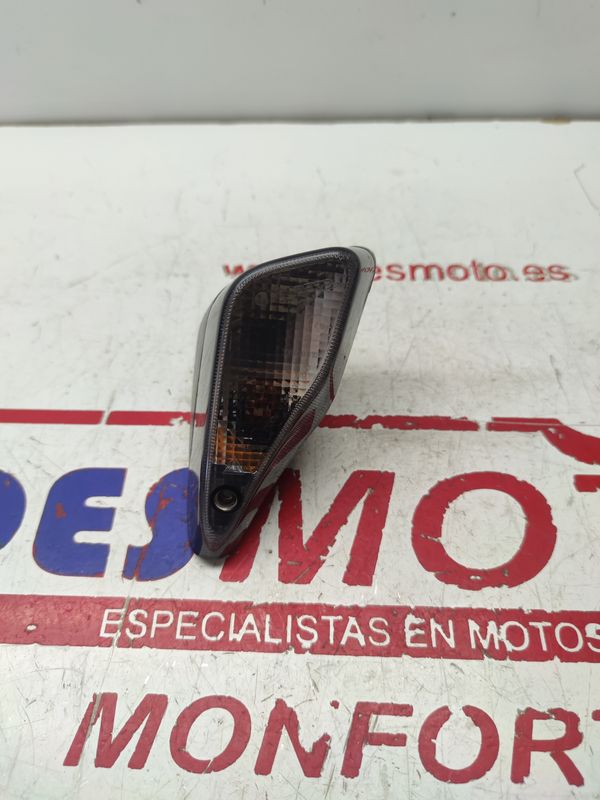Piloto intermitente delantero DERECHO  PIAGGIO NRG POWER