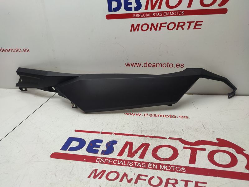 Lateral inferior trasero derecho WOTTAN STORM 125 2020