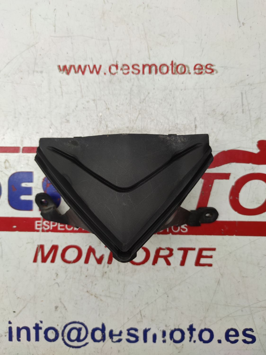 Tapa bajo cúpula WOTTAN STORM 125 2016