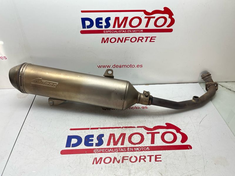Tubo de escape LeoVince YAMAHA X MAX 125 2006-2010