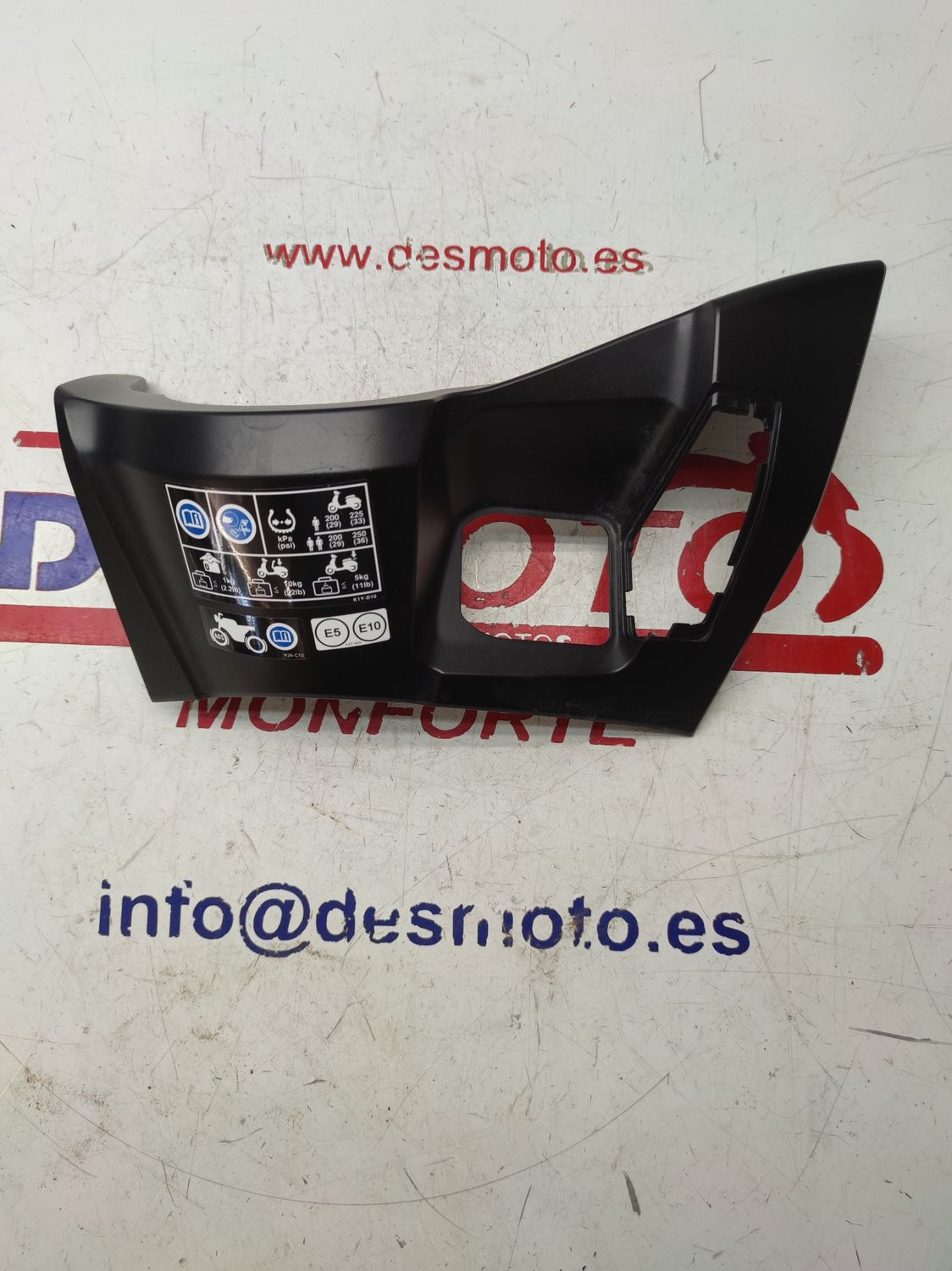 Embellecedor contraescudo HONDA PCX 125 2024