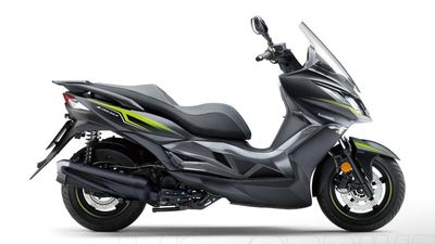 KAWASAKI J300 2016