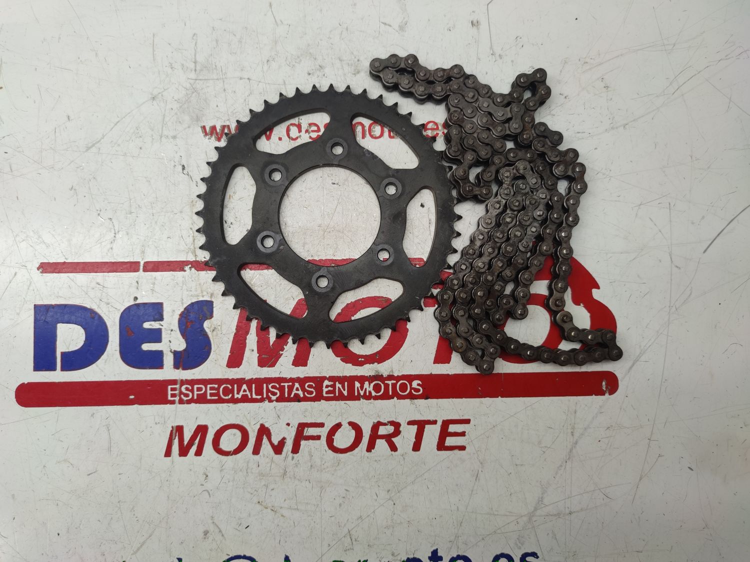 cadena y plato YAMAHA YZF 125R 2008-2013