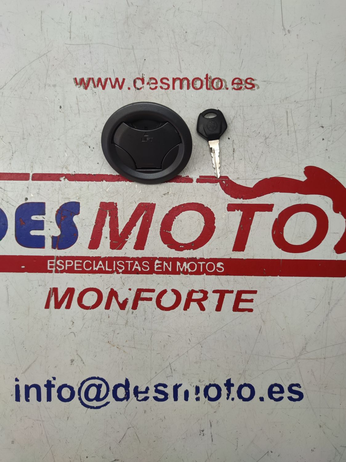 Tapón gasolina con llave YAMAHA YZF 125R 2008-2013