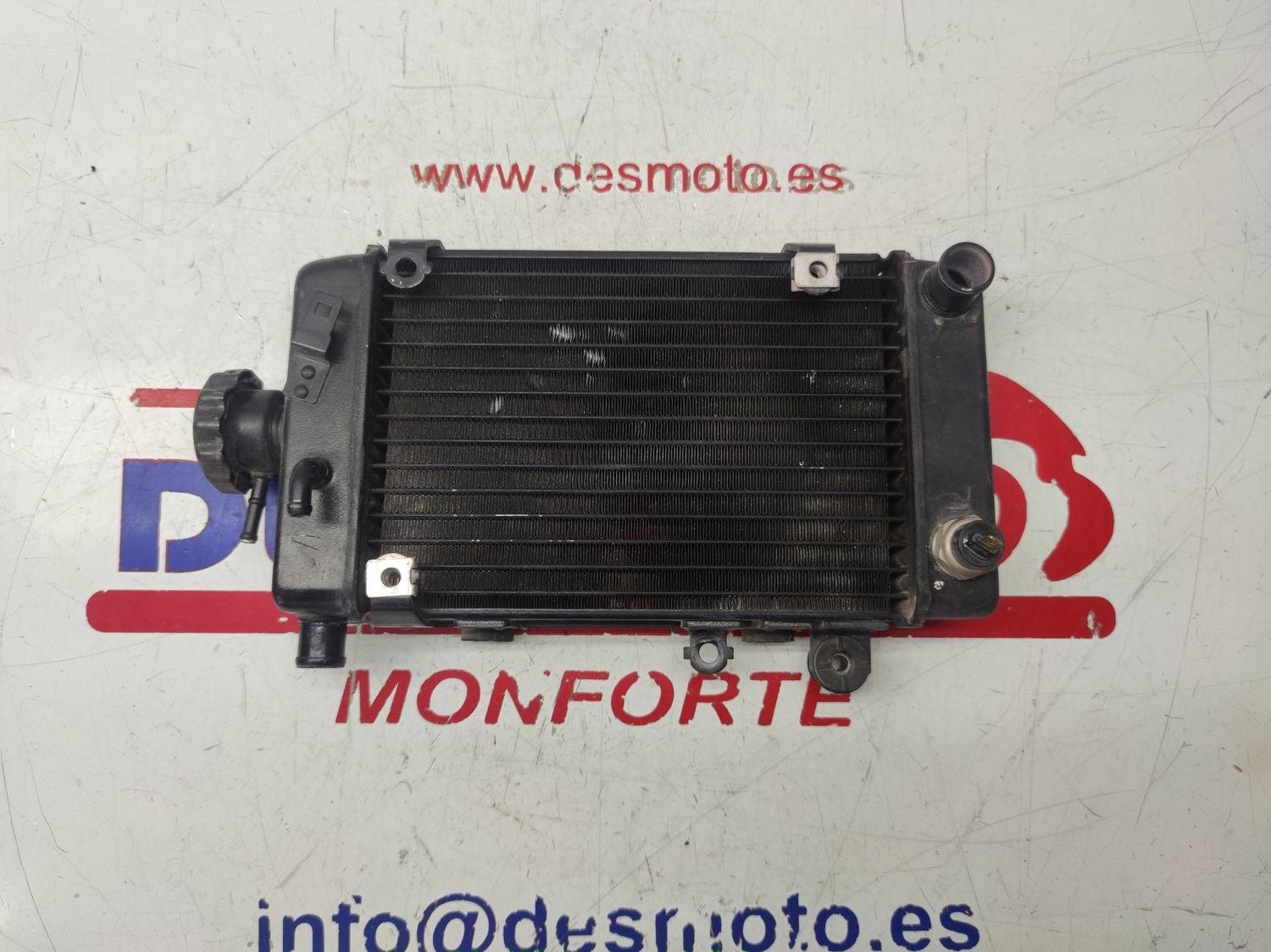 Radiador derecho HONDA TRANSALP 650