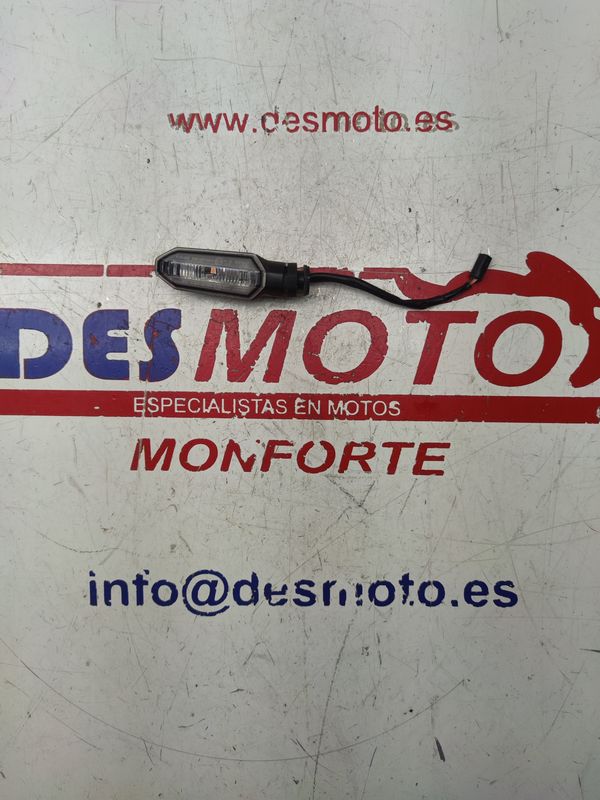 Intermitente delantero izquierdo HONDA CBF 125 NA 2018/CB125R