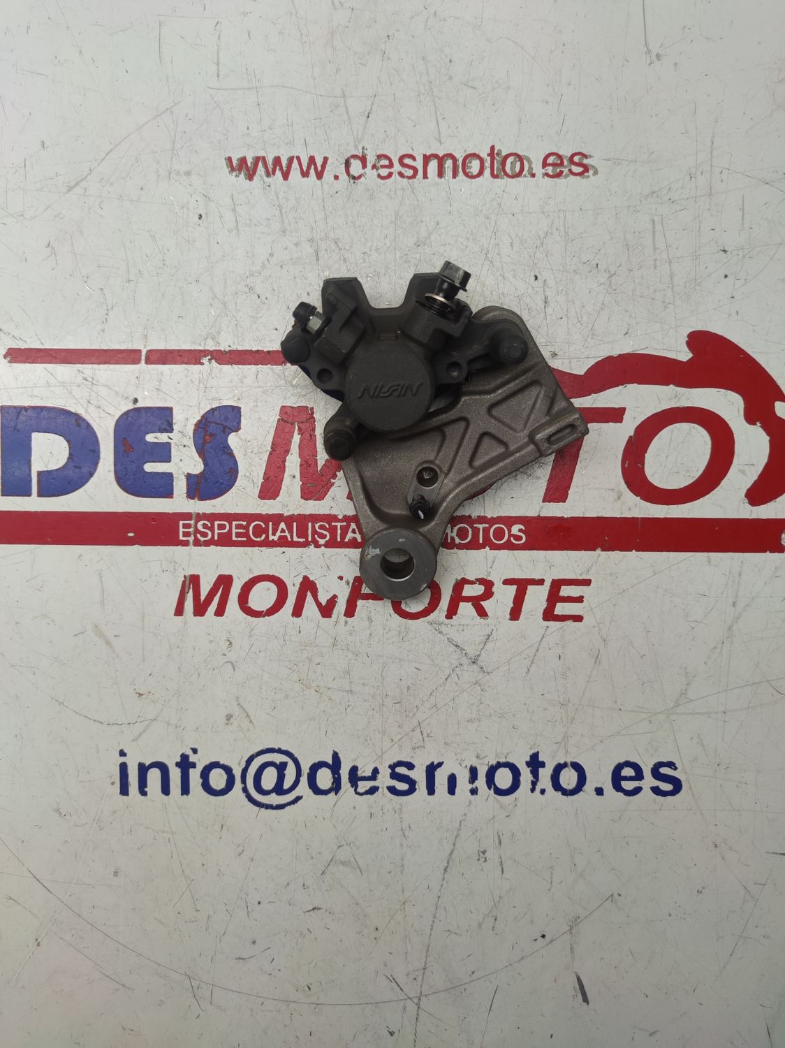 Pinza de freno trasera con soporte HONDA CBF 125 NA 2018/CB125R