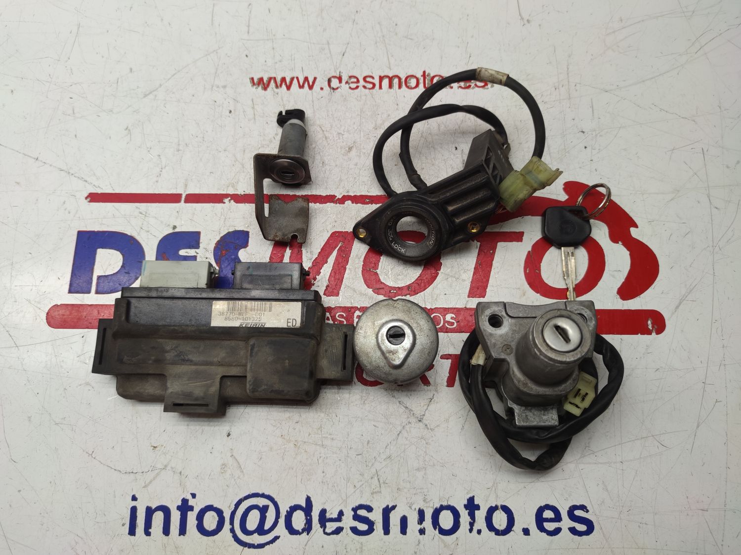 Juego de cerraduras con cdi y con llave HONDA SILVERWING 400 2001