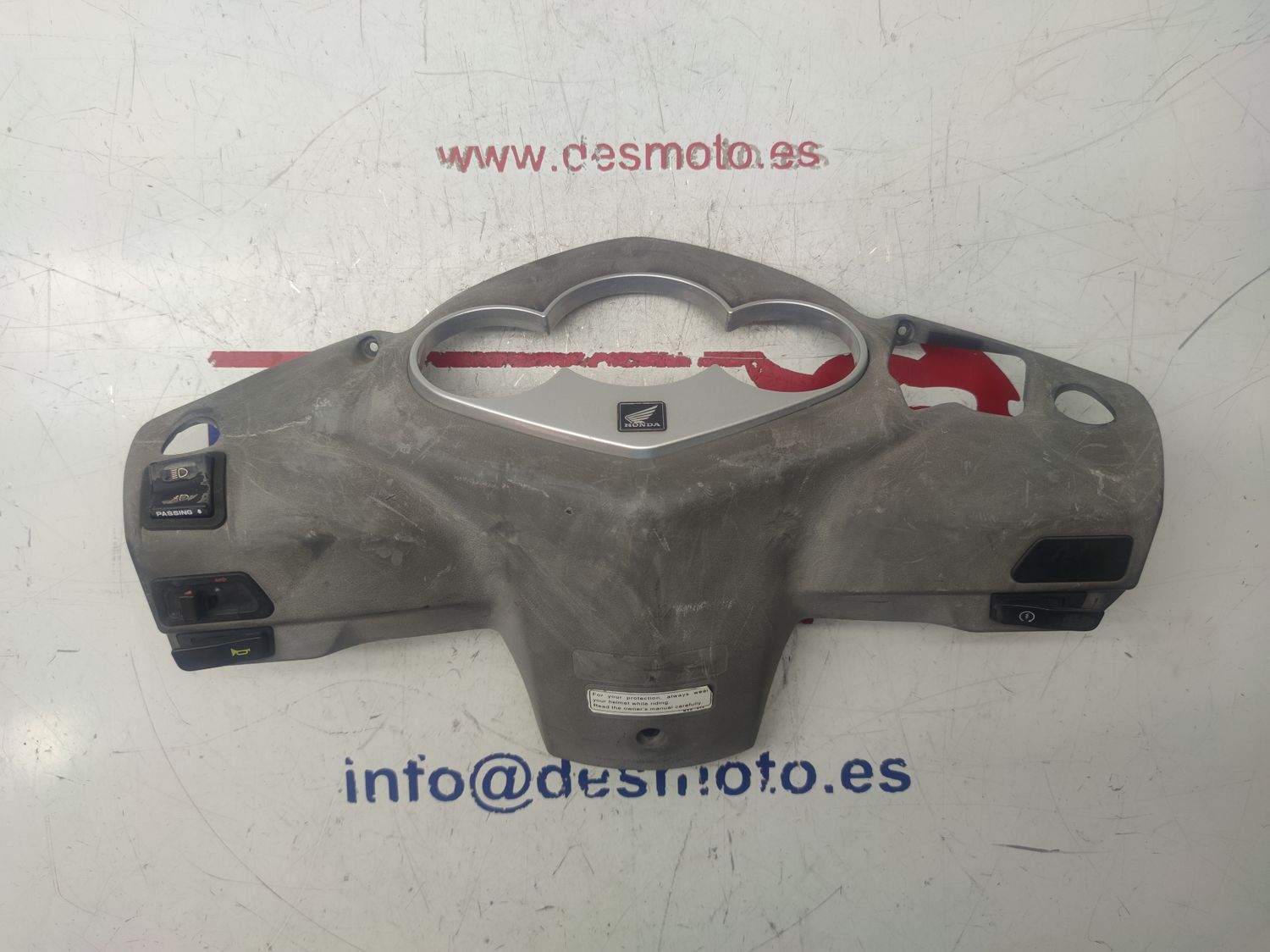 Embellecedor cuenta kilómetros HONDA DYLAN 125 2002-2006