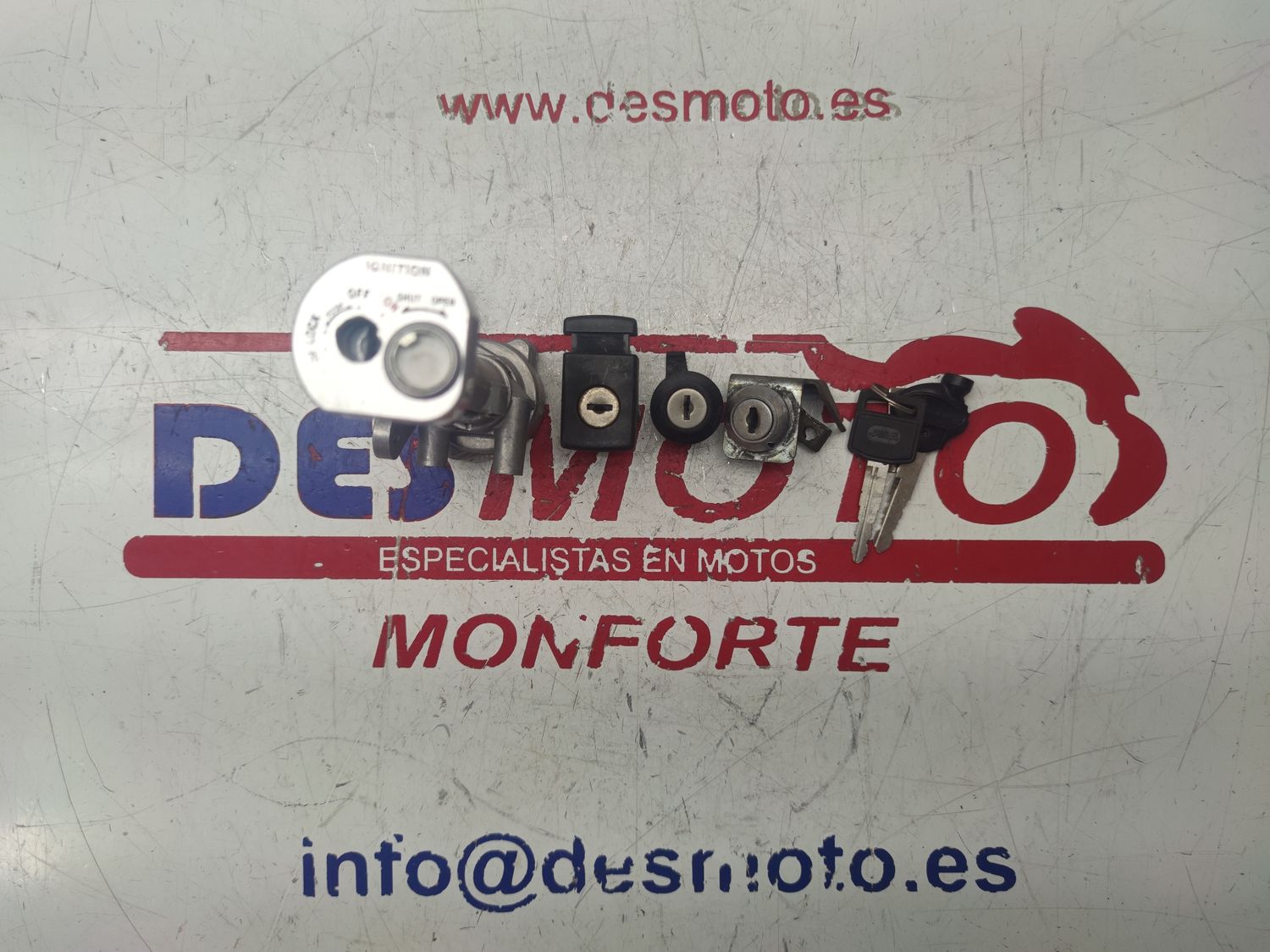 Conjunto de cerraduras SUZUKI BURGMAN 125-150 2003 2006