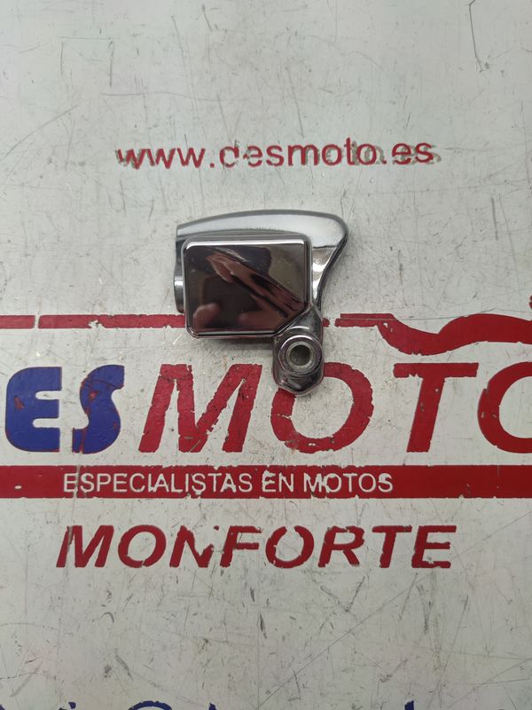 Embellecedor bomba de freno PIAGGIO BEVERLY 500 2012