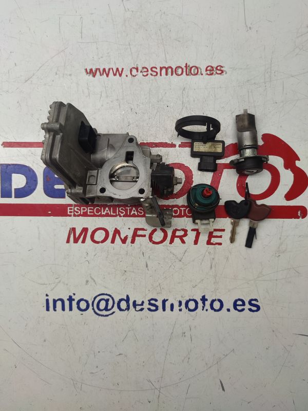 Kit de cerraduras completo. Cuerpo de mariposa con CDI- ECU PIAGGIO BEVERLY 500 2012