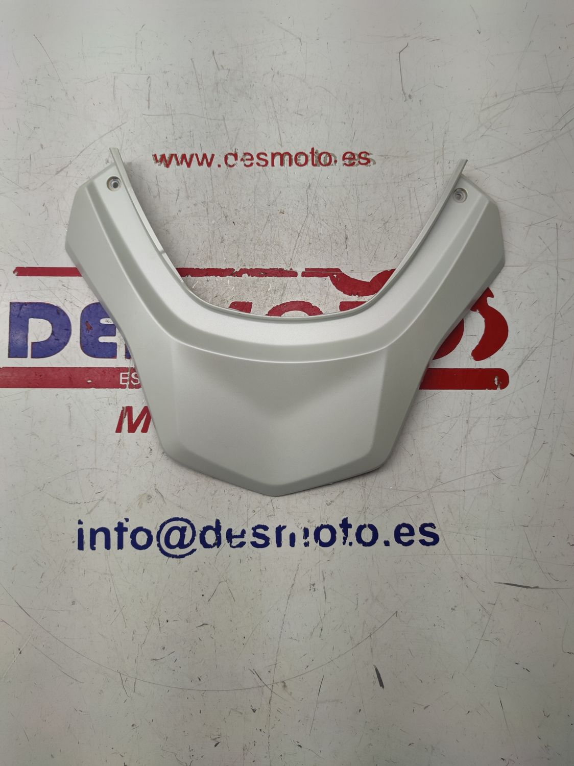 Tapa unión cachas (ver imágenes) HONDA FORZA 125 2017