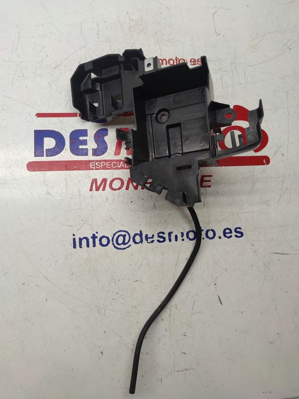 Caja batería HONDA CB125F 2019