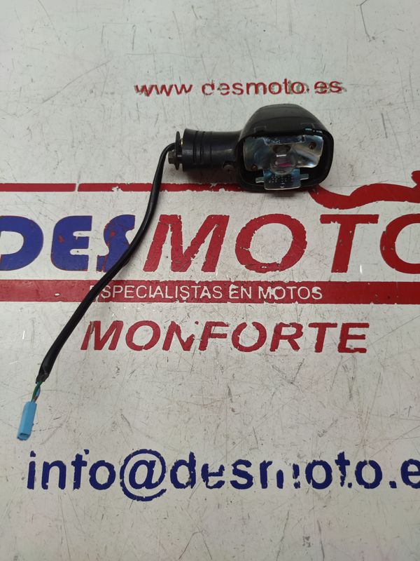 Intermitente derecho HONDA CBR 600F 2002