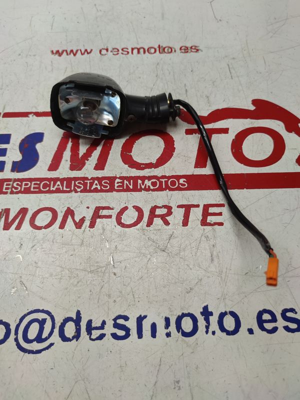 Intermitente izquierdo sin tulipa HONDA CBR 600F 2002
