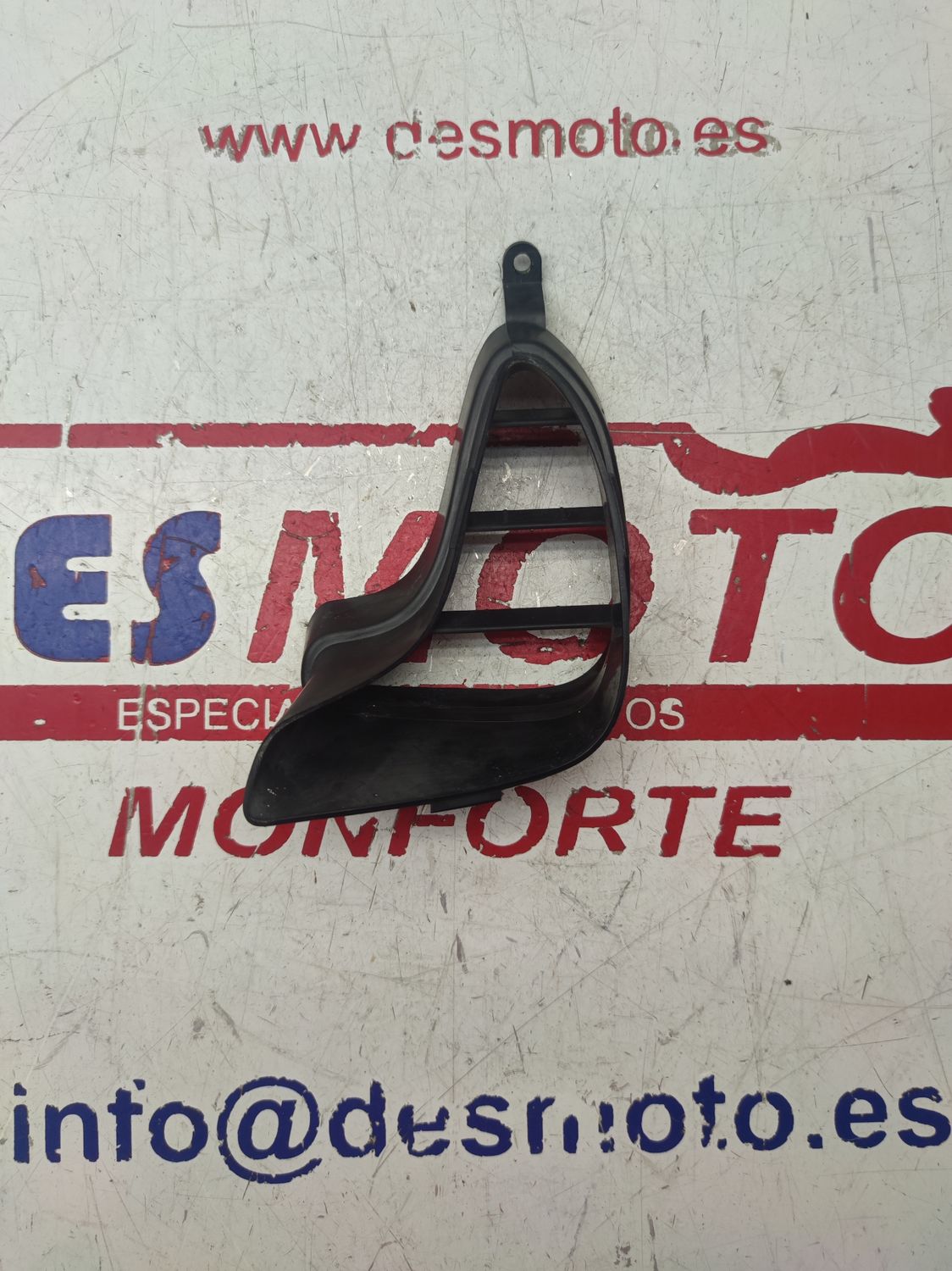 Rejilla Ram air lado derecho HONDA CBR 600F 2002