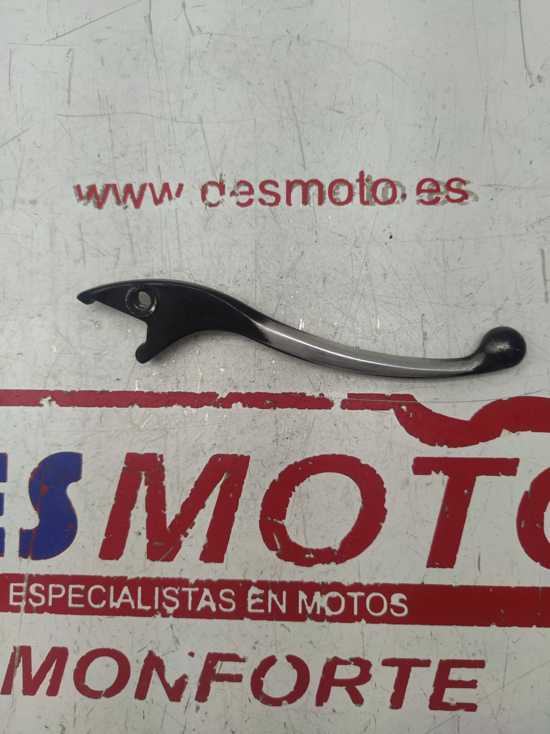 Maneta derecha DAELIM S2 125