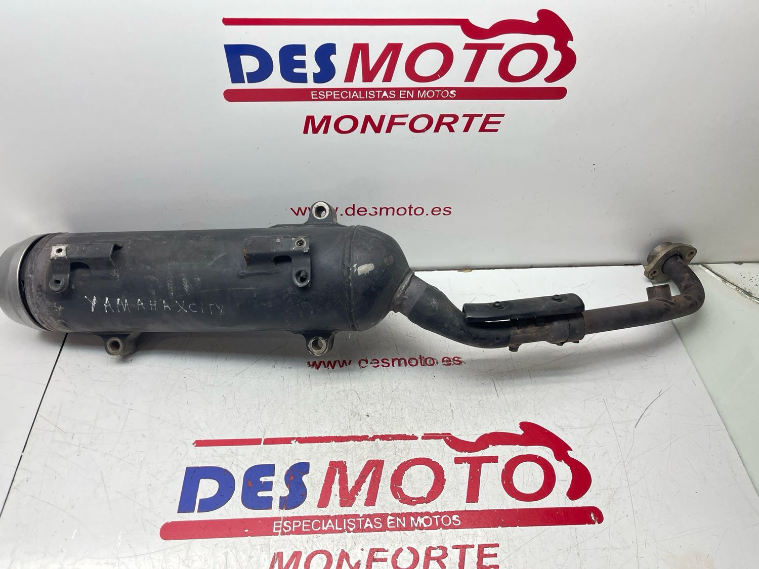 Tubo de escape YAMAHA X CITY 125 AÑO 2010